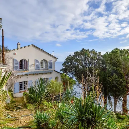 Front In Erbalunga With Kitchen * Erbalunga (Corsica)