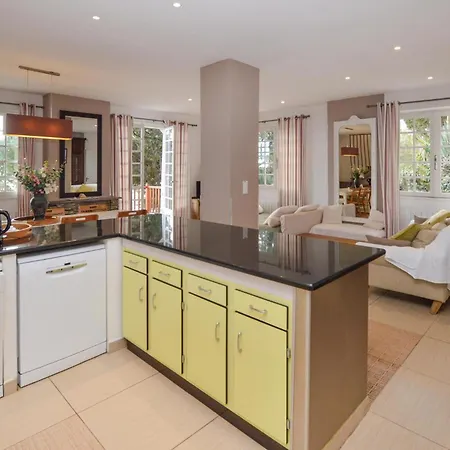 Front In Erbalunga With Kitchen Holiday home